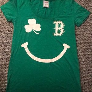 Victoria’s Secret Pink Boston Red Sox tee small